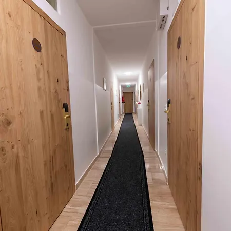 Hotel Anker 3*