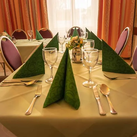 Anker Hotel 3*